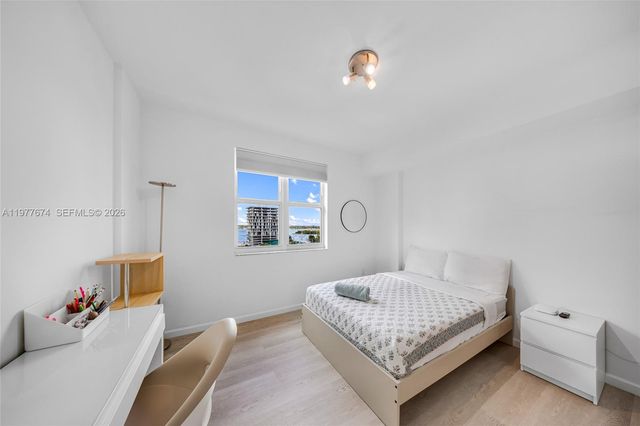 7910 Harbor Island Dr 901, North Bay Village, FL 33141