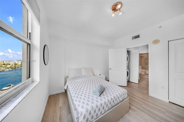 7910 Harbor Island Dr 901, North Bay Village, FL 33141