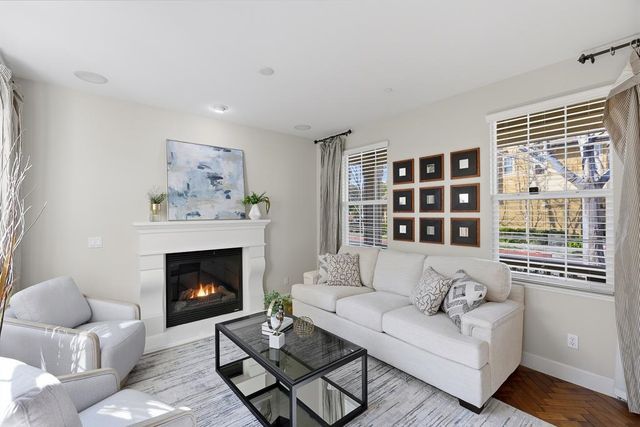 4478 English Rose Cmn, Fremont, CA 94538