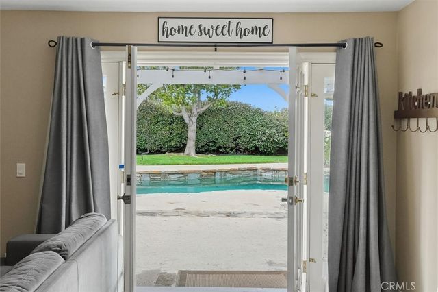 28125 Vernal, Saugus, CA 91350