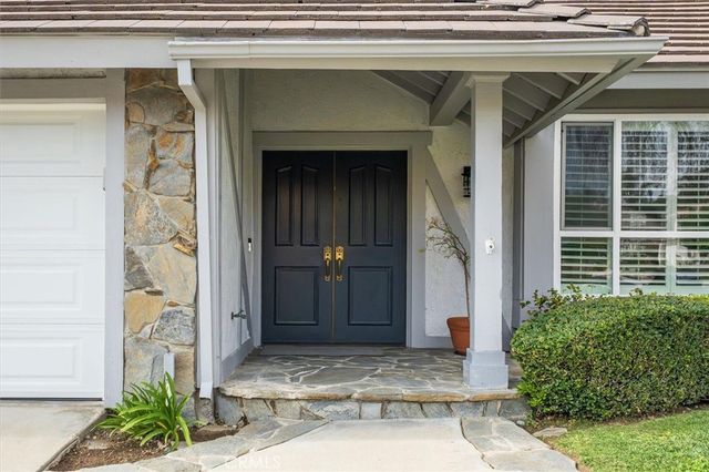 28125 Vernal, Saugus, CA 91350