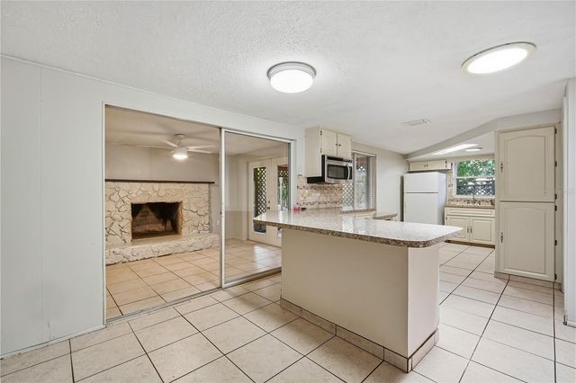 7634 FOX HOLLOW DRIVE, Port Richey, FL 34668