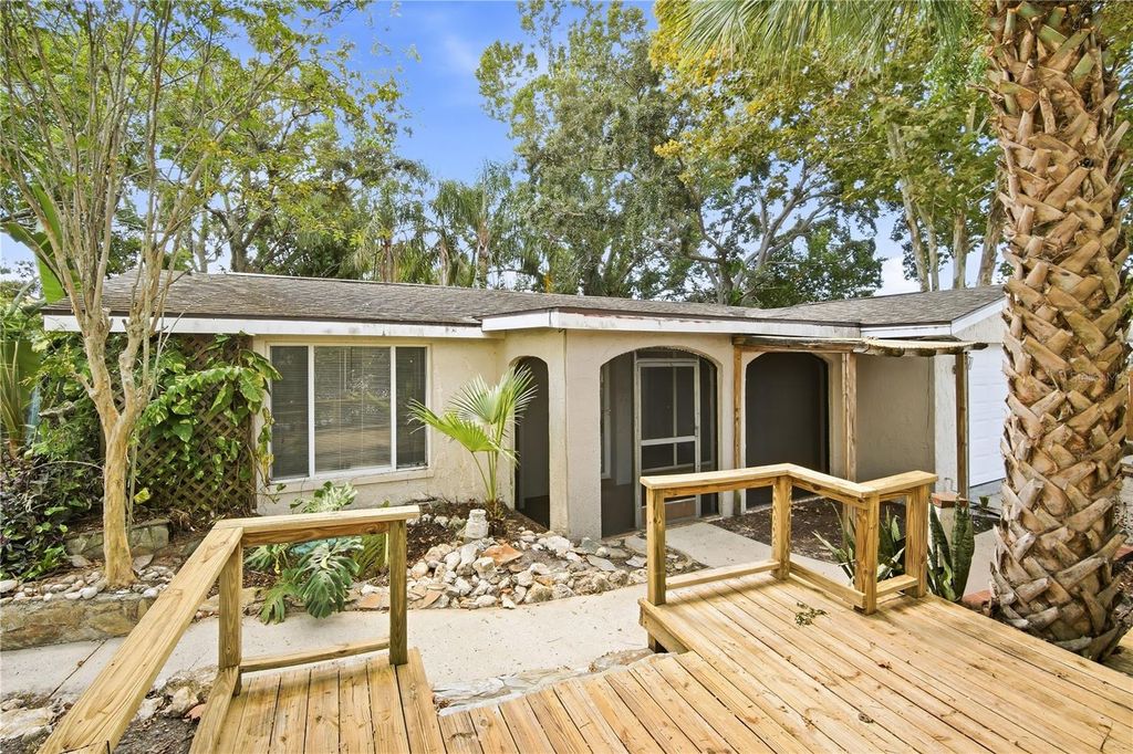 7634 FOX HOLLOW DRIVE, Port Richey, FL 34668