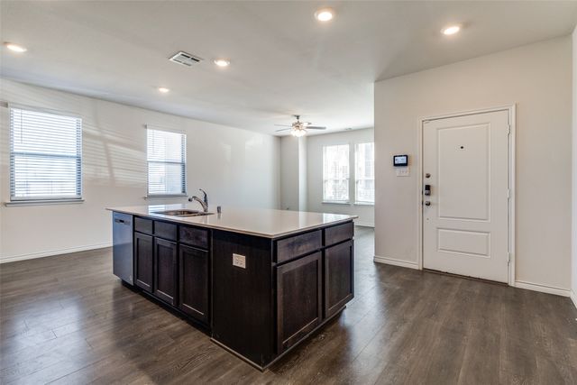 2017 Crooked Bow Drive, Mesquite, TX 75149