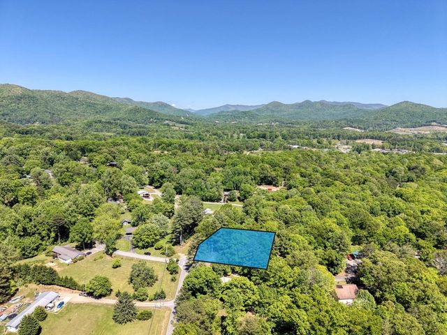 532 Sawmill Road, Blairsville, GA 30512