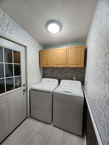 813 POSEY COURT, Green Bay, WI 54313