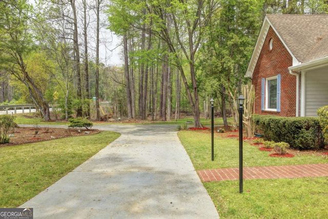 10995 Parsons Road, Johns Creek, GA 30097