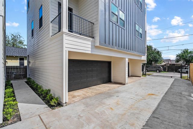 4209 Allston Street B, Houston, TX 77018