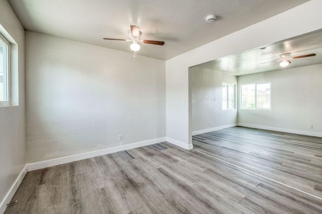 1017 E Vine Avenue, Fresno, CA 93706