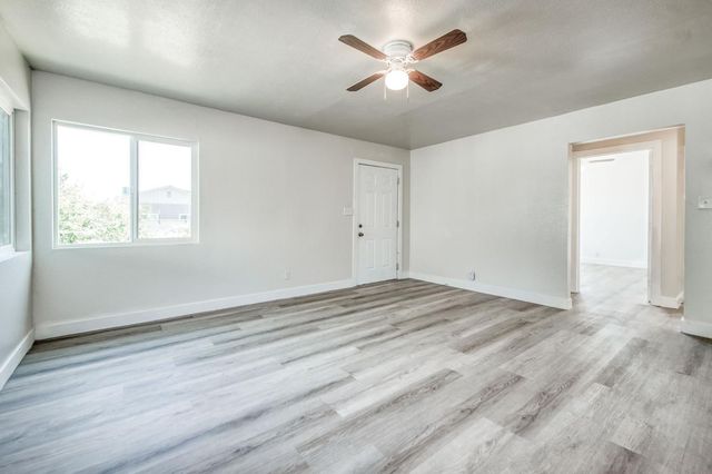1017 E Vine Avenue, Fresno, CA 93706