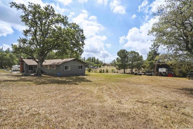 1541 Round Potrero Rd, Potrero, CA 91963