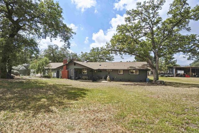 1541 Round Potrero Rd, Potrero, CA 91963