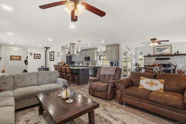 1541 Round Potrero Rd, Potrero, CA 91963