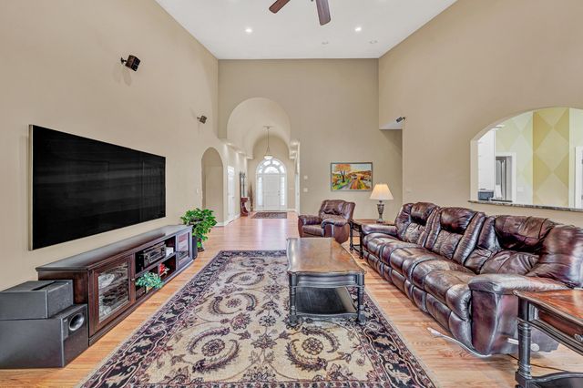 232 Savannah CT, Daleville, VA 24083