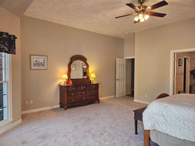 232 Savannah CT, Daleville, VA 24083