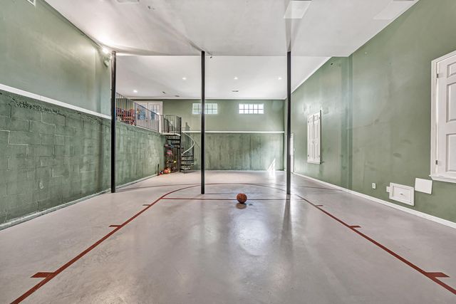 232 Savannah CT, Daleville, VA 24083