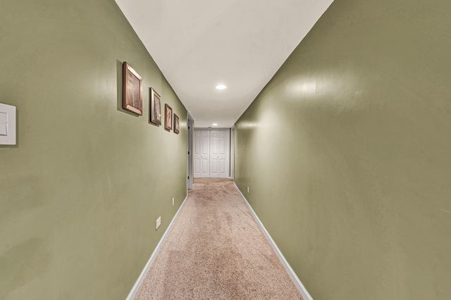 232 Savannah CT, Daleville, VA 24083