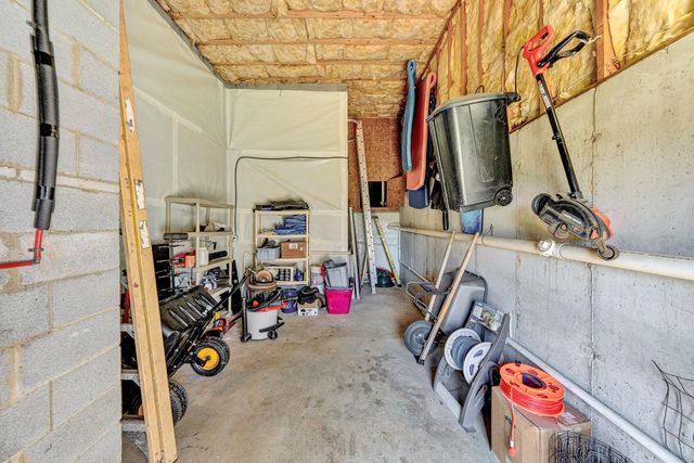 232 Savannah CT, Daleville, VA 24083