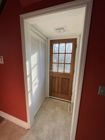 402 Fort Hill Dr, Pulaski, TN 38478