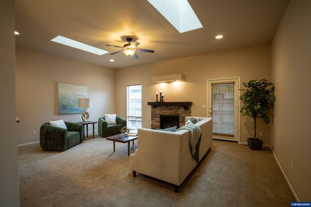 5703 Flairstone Dr SE, Salem, OR 97306