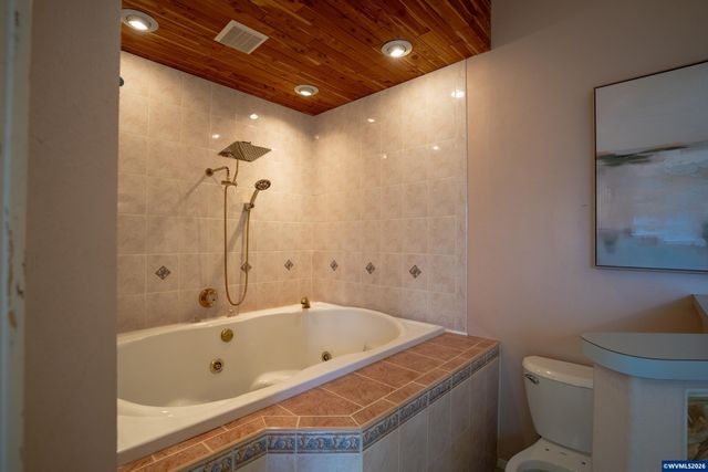 5703 Flairstone Dr SE, Salem, OR 97306