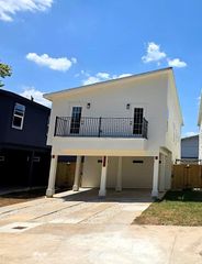 8411 Mahalia Drive A, Houston, TX 77088