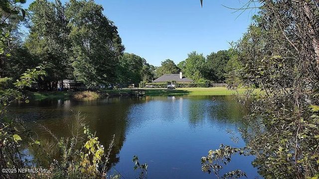 152 BERNARD Road, Jacksonville, FL 32218