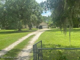 152 BERNARD Road, Jacksonville, FL 32218