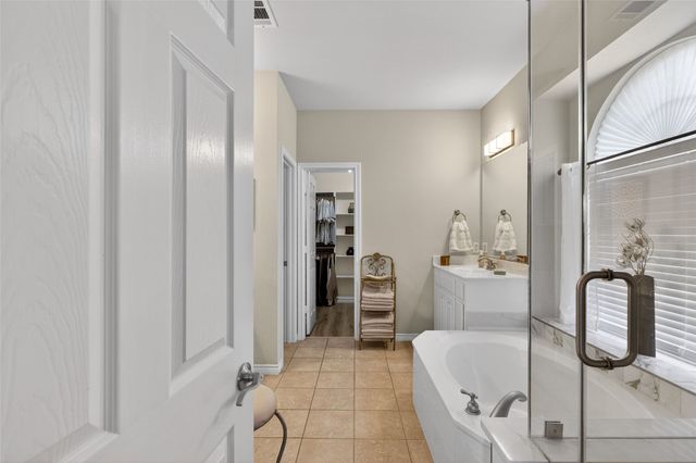 5808 Fathom Drive, Fort Worth, TX 76135