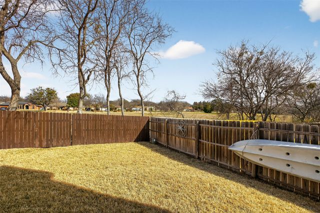 5808 Fathom Drive, Fort Worth, TX 76135