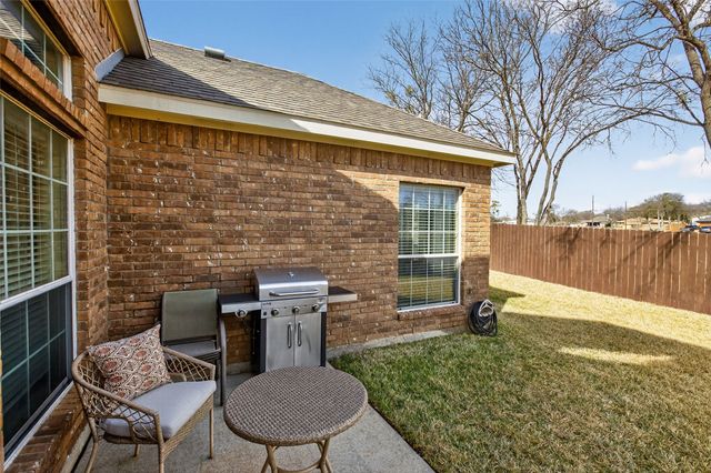 5808 Fathom Drive, Fort Worth, TX 76135