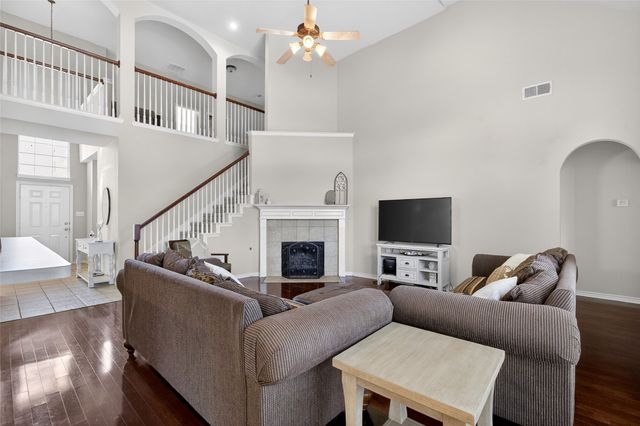 5808 Fathom Drive, Fort Worth, TX 76135