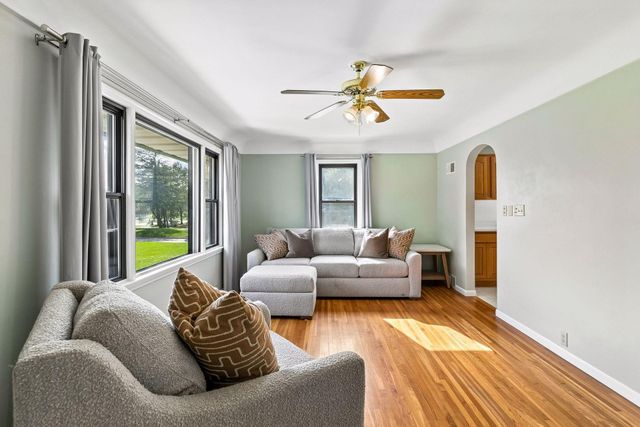 15601 Martin Drive, Burnsville, MN 55306