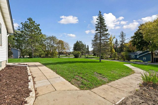 15601 Martin Drive, Burnsville, MN 55306