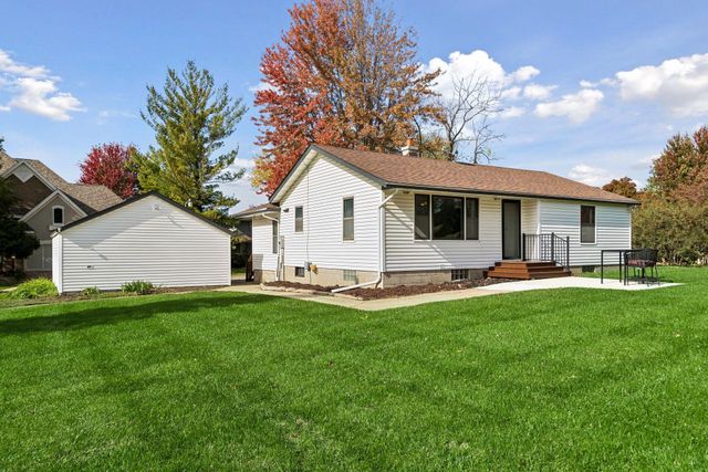 15601 Martin Drive, Burnsville, MN 55306