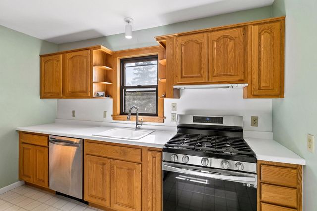 15601 Martin Drive, Burnsville, MN 55306
