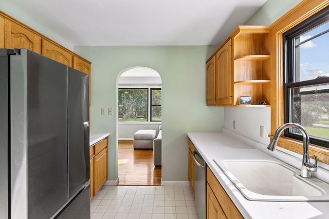 15601 Martin Drive, Burnsville, MN 55306