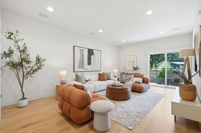 1691 Whitham Avenue, Los Altos, CA 94024