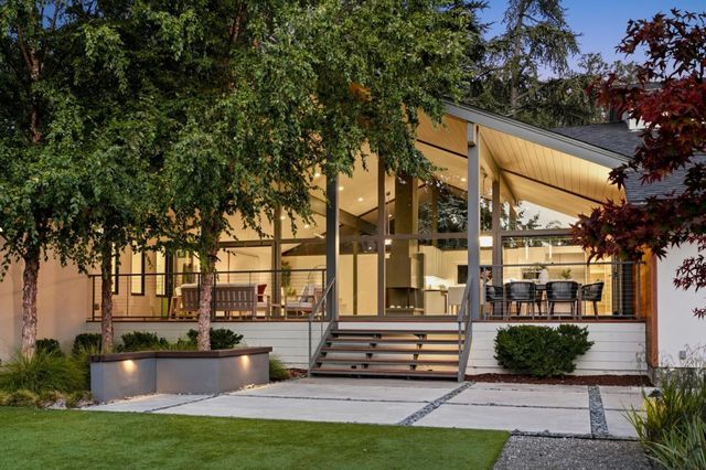 1691 Whitham Avenue, Los Altos, CA 94024