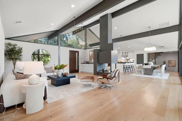 1691 Whitham Avenue, Los Altos, CA 94024