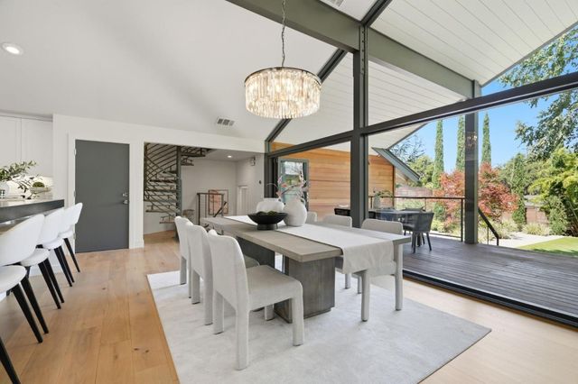 1691 Whitham Avenue, Los Altos, CA 94024