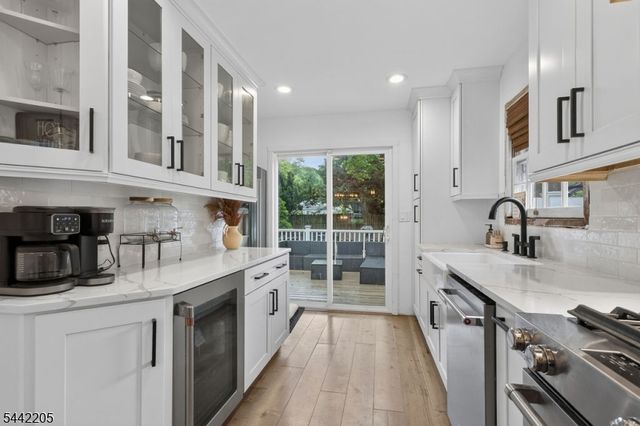 2160 Raritan Rd, Scotch Plains Twp., NJ 07076