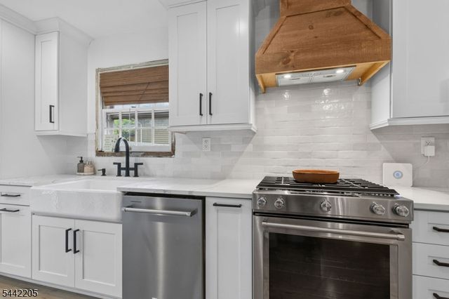 2160 Raritan Rd, Scotch Plains Twp., NJ 07076