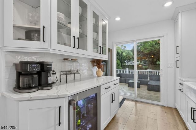 2160 Raritan Rd, Scotch Plains Twp., NJ 07076