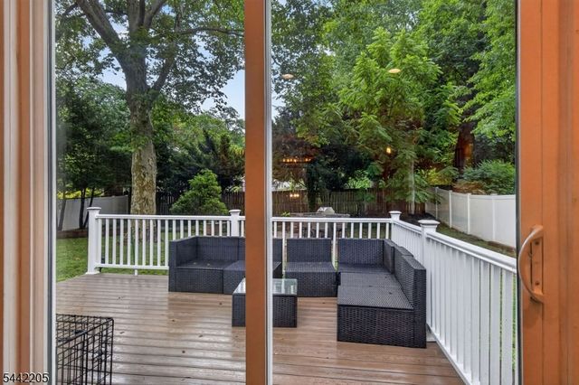 2160 Raritan Rd, Scotch Plains Twp., NJ 07076