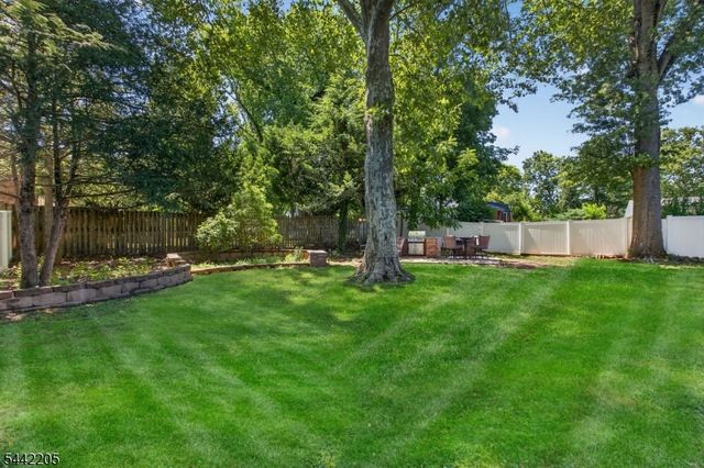 2160 Raritan Rd, Scotch Plains Twp., NJ 07076