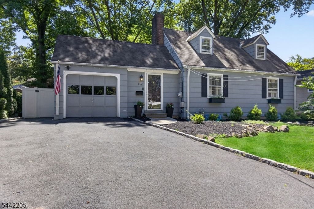 2160 Raritan Rd, Scotch Plains Twp., NJ 07076