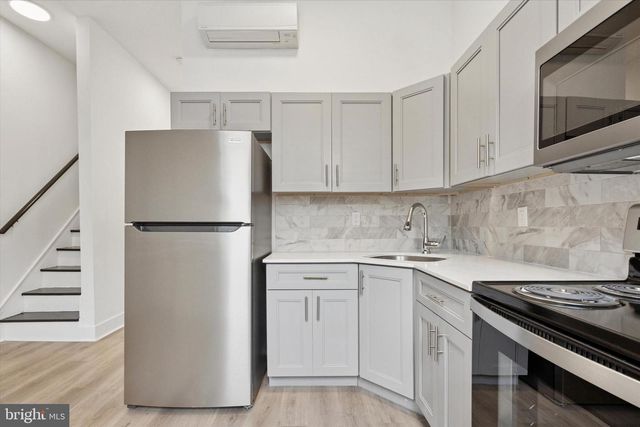 2250 N WOODSTOCK ST, Philadelphia, PA 19132