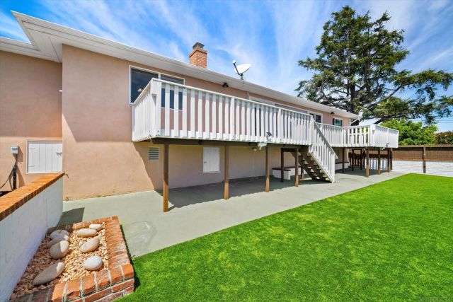 4258 Summit Dr, La Mesa, CA 91941