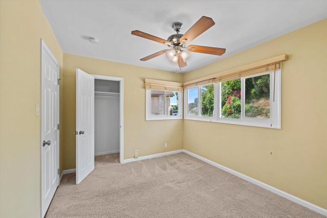 4258 Summit Dr, La Mesa, CA 91941